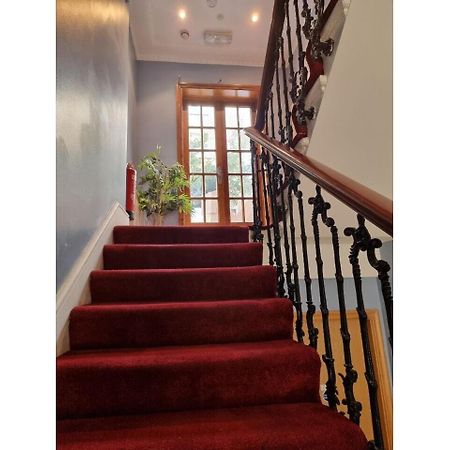 Appartamento F101-First Floor Flat Fits 3 Near Hyde Park Londra Esterno foto