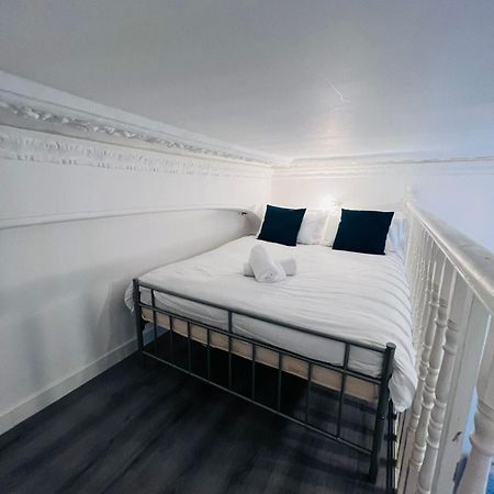 Appartamento F101-First Floor Flat Fits 3 Near Hyde Park Londra Esterno foto